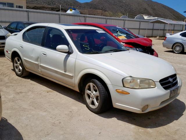 JN1CA31DXYT709478 - 2000 NISSAN MAXIMA GLE WHITE photo 1