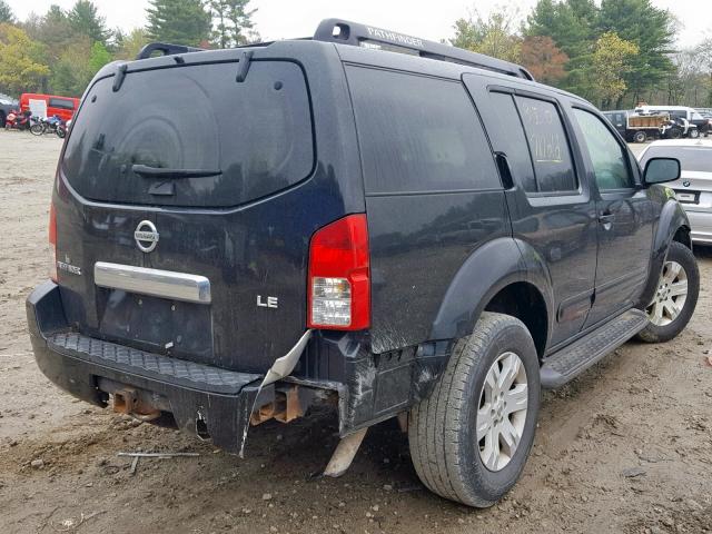 5N1AR18W46C617932 - 2006 NISSAN PATHFINDER BLACK photo 4