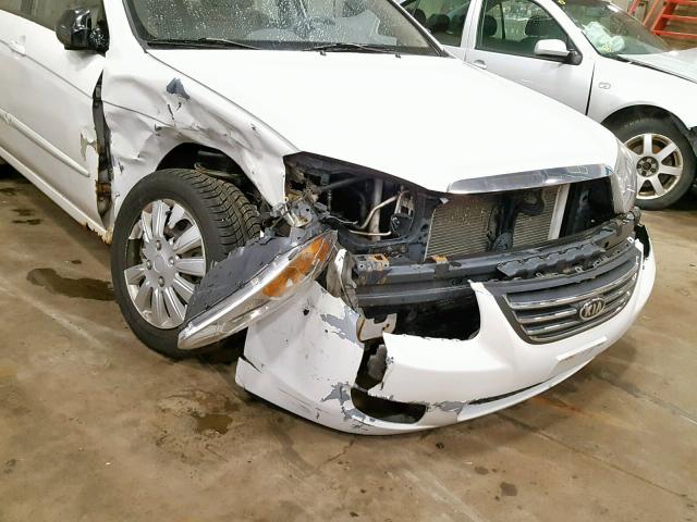 KNAFE221995662489 - 2009 KIA SPECTRA EX WHITE photo 9