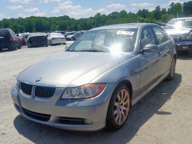 WBAVB33556KR72101 - 2006 BMW 330I BLUE photo 2