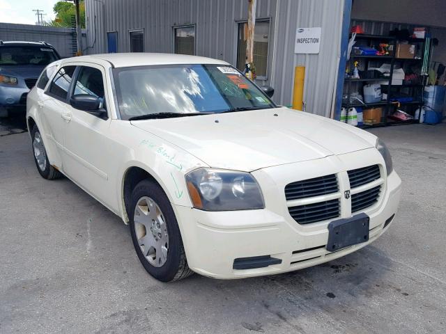 2D4FV48T25H605953 - 2005 DODGE MAGNUM SE WHITE photo 1