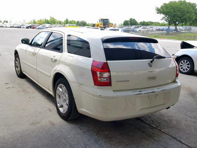 2D4FV48T25H605953 - 2005 DODGE MAGNUM SE WHITE photo 3