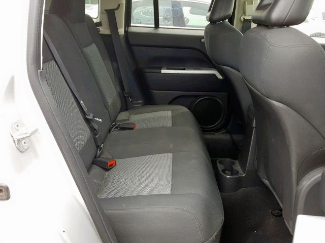 1J8FF47WX8D677483 - 2008 JEEP COMPASS SP Күміс фото 6