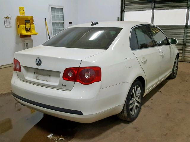 3VWST71K26M842687 - 2006 VOLKSWAGEN JETTA TDI WHITE photo 4