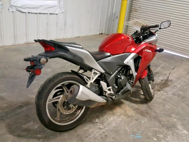 MLHMC4116B5001213 - 2011 HONDA CBR250 R RED photo 4