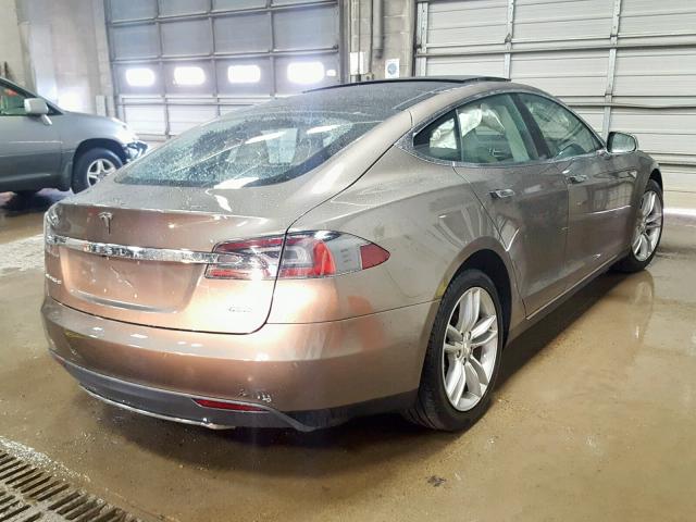 5YJSA1E25FF105200 - 2015 TESLA MODEL S SILVER photo 4