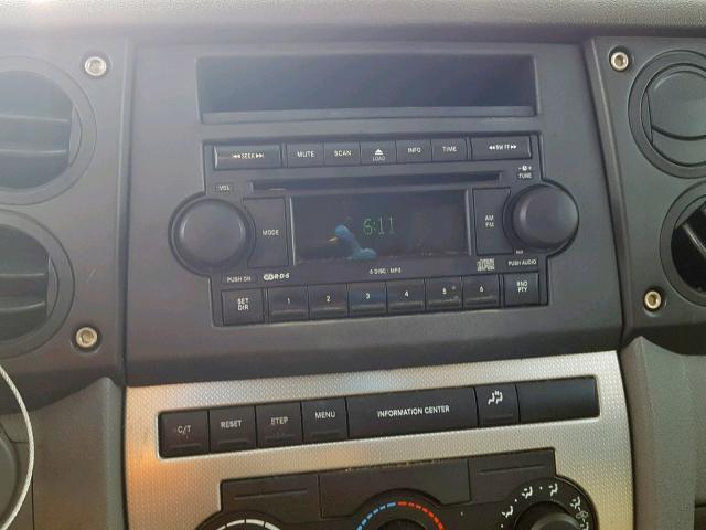 1J8HG48KX6C273877 - 2006 JEEP COMMANDER 银色 照片 9