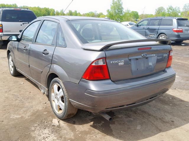 1FAFP34N45W200001 - 2005 FORD FOCUS ZX4 GRAY photo 3