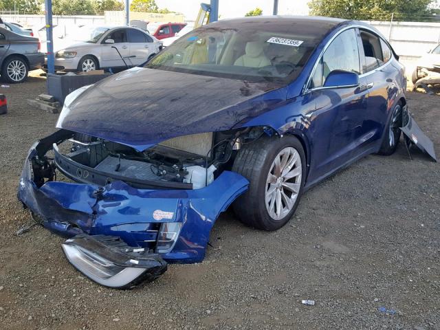 5YJXCAE28HF060286 - 2017 TESLA MODEL X BLUE photo 2