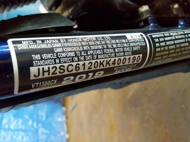 JH2SC6120KK400190 - 2019 HONDA VT1300 CX BLUE photo 10