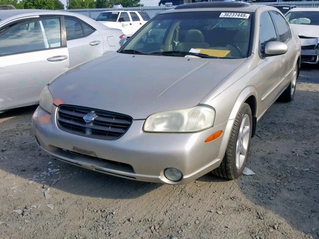 JN1CA31AX1T105344 - 2001 NISSAN MAXIMA GXE TAN photo 2