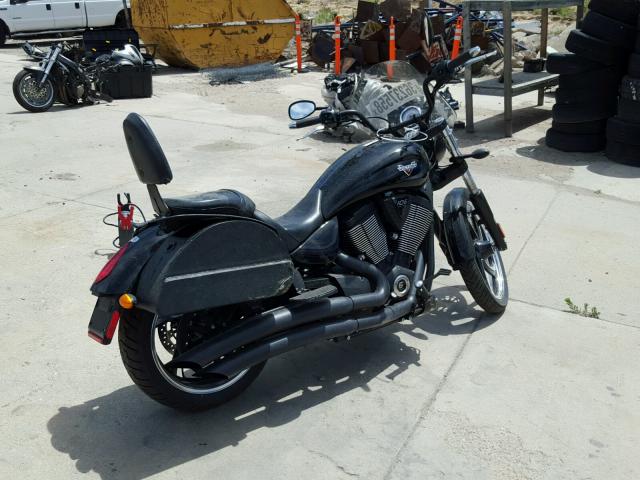 5VPGA36N8F3044918 - 2015 VICTORY MOTORCYCLES VEGAS 8-BA BLACK photo 4