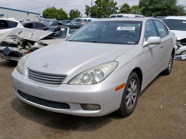 JTHBF30GX20065932 - 2002 LEXUS ES 300 SILVER photo 2