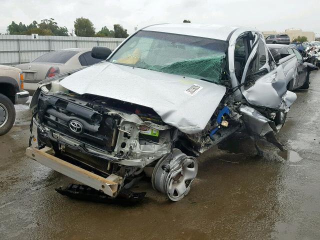 5TETX62NX7Z459129 - 2007 TOYOTA TACOMA PRE SILVER photo 2