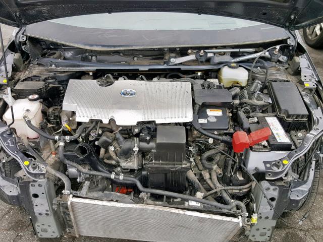 JTDKARFP0J3071732 - 2018 TOYOTA PRIUS PRIM 石墨色 照片 7