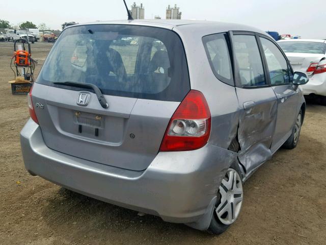 JHMGD38428S041532 - 2008 HONDA FIT SILVER photo 4