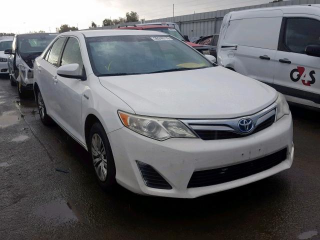 4T1BD1FK1DU076798 - 2013 TOYOTA CAMRY HYBR WHITE photo 1