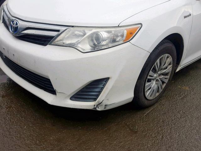 4T1BD1FK1DU076798 - 2013 TOYOTA CAMRY HYBR WHITE photo 9