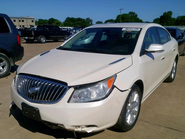 1G4GC5ER6DF159579 - 2013 BUICK LACROSSE WHITE photo 2