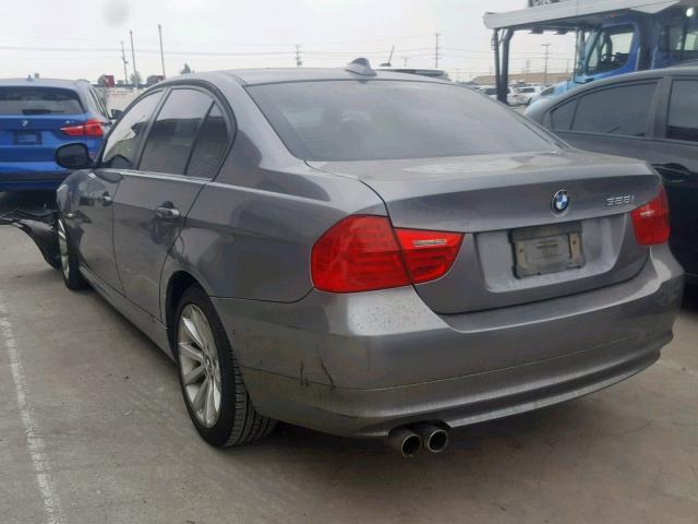 WBAPH5C57BA442246 - 2011 BMW 328 I SULE GRAY photo 3