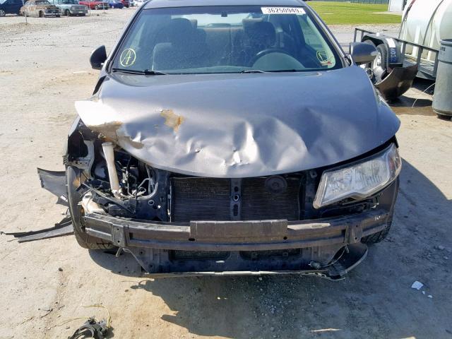 KNAFW6A35A5153687 - 2010 KIA FORTE SX SILVER photo 9