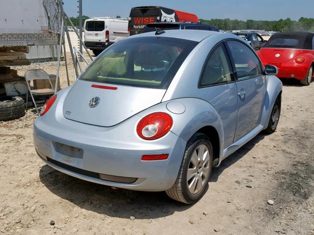3VWPW3AG0AM022652 - 2010 VOLKSWAGEN NEW BEETLE ლურჯი ფოტო 4