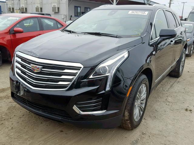 1GYKNBRS0HZ175697 - 2017 CADILLAC XT5 LUXURY BLACK photo 2