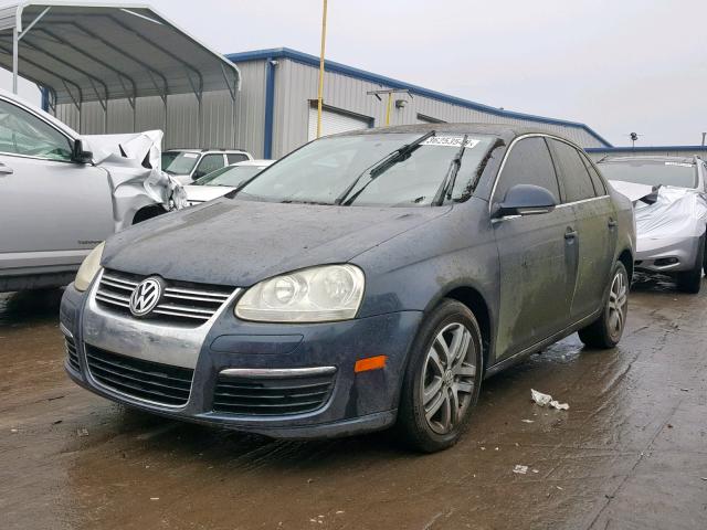 3VWRT71KX6M817891 - 2006 VOLKSWAGEN JETTA TDI BLUE photo 2