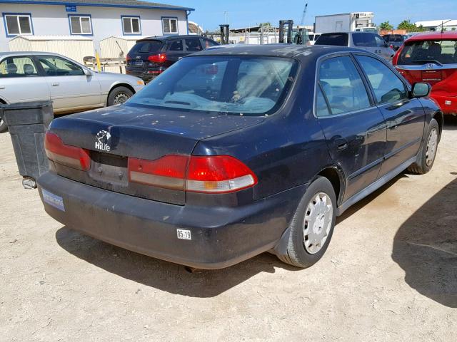 1HGCG56471A128846 - 2001 HONDA ACCORD BLACK photo 4