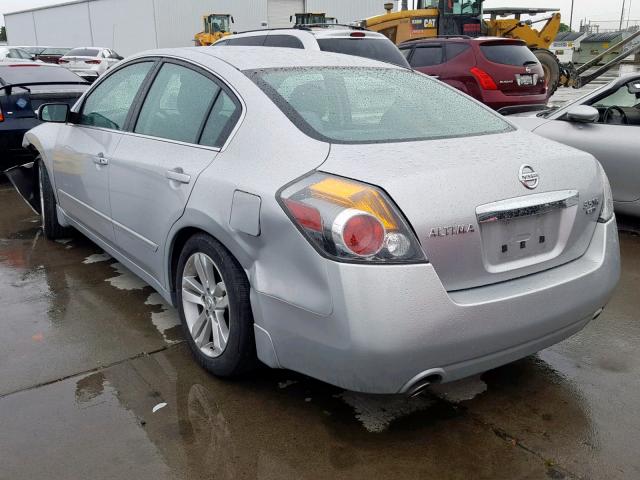 1N4BL2AP6AN480790 - 2010 NISSAN ALTIMA SR SILVER photo 3