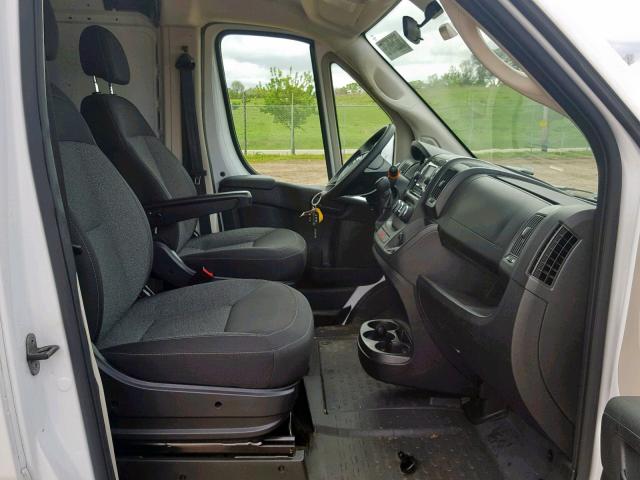 3C6TRVAG4JE103773 - 2018 RAM PROMASTER 白色 照片 5