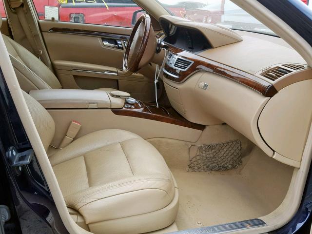 WDDNG7BB9BA370181 - 2011 MERCEDES-BENZ S 550 BLUE photo 5