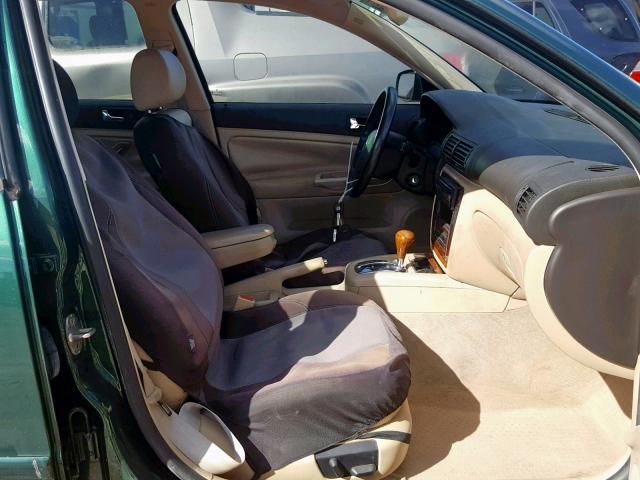 WVWLH63B21E005713 - 2001 VOLKSWAGEN PASSAT GLX 绿色 照片 5