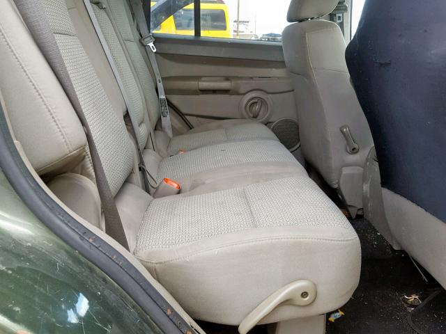 1J8HG48N38C245075 - 2008 JEEP COMMANDER GREEN photo 6