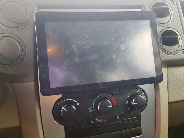 1J8HG48N38C245075 - 2008 JEEP COMMANDER GREEN photo 9