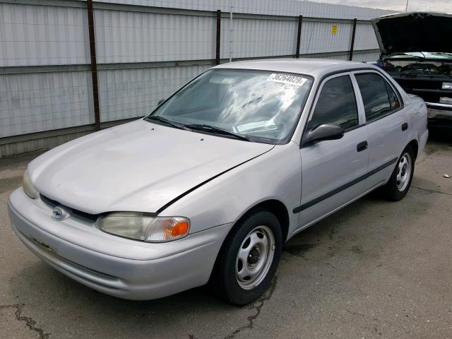 1Y1SK5281YZ423787 - 2000 CHEVROLET GEO PRIZM SILVER photo 2