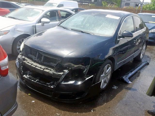 WVWAK73CX8P074302 - 2008 VOLKSWAGEN PASSAT KOM BLACK photo 2