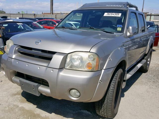 1N6ED27T32C365518 - 2002 NISSAN FRONTIER C SILVER photo 2