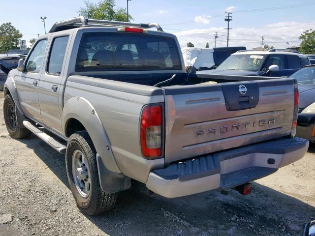 1N6ED27T32C365518 - 2002 NISSAN FRONTIER C SILVER photo 3