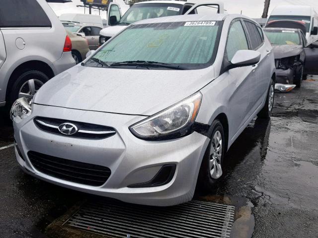 KMHCT5AE2GU269871 - 2016 HYUNDAI ACCENT SE GRAY photo 2