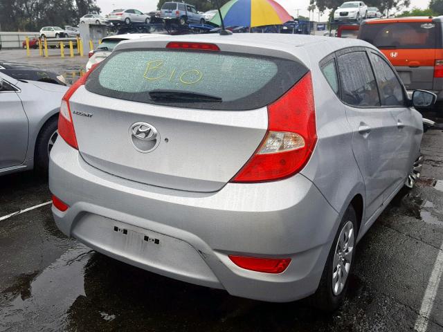 KMHCT5AE2GU269871 - 2016 HYUNDAI ACCENT SE GRAY photo 4