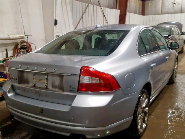 YV1902AH6D1165780 - 2013 VOLVO S80 T6 SILVER photo 4