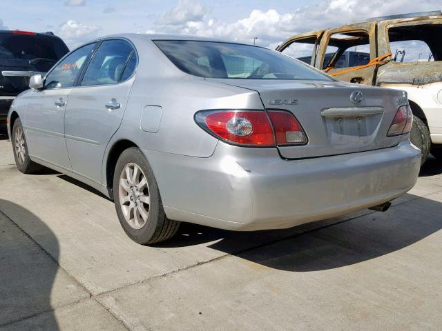 JTHBA30G440011639 - 2004 LEXUS ES 330 SILVER photo 3