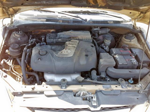 KNADC125656384844 - 2005 KIA RIO GOLD photo 7