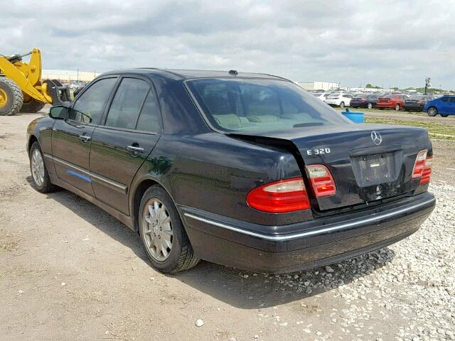 WDBJF65J1YB039637 - 2000 MERCEDES-BENZ E 320 BLACK photo 3