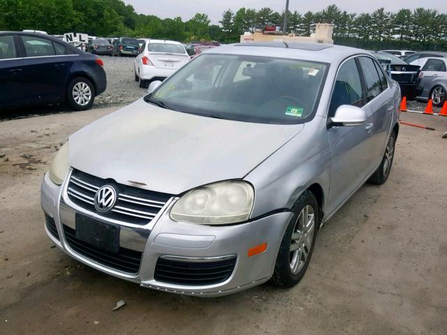 3VWSG71K96M728805 - 2006 VOLKSWAGEN JETTA 2.5 SILVER photo 2