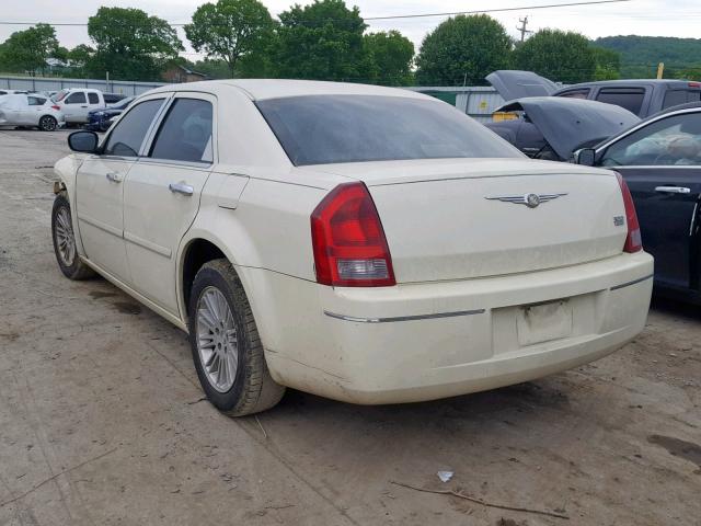 2C3AA53G45H100259 - 2005 CHRYSLER 300 TOURIN WHITE photo 3