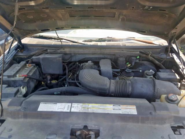 1FMRU17L3WLA67664 - 1998 FORD EXPEDITION BLACK photo 7