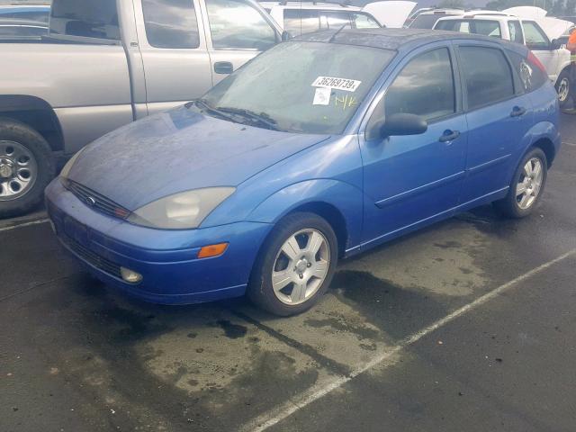 3FAFP37Z93R144880 - 2003 FORD FOCUS ZX5 BLUE photo 2