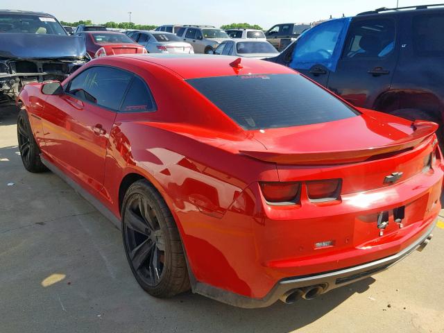 2G1FL1EP1D9805880 - 2013 CHEVROLET CAMARO ZL1 红色 照片 3